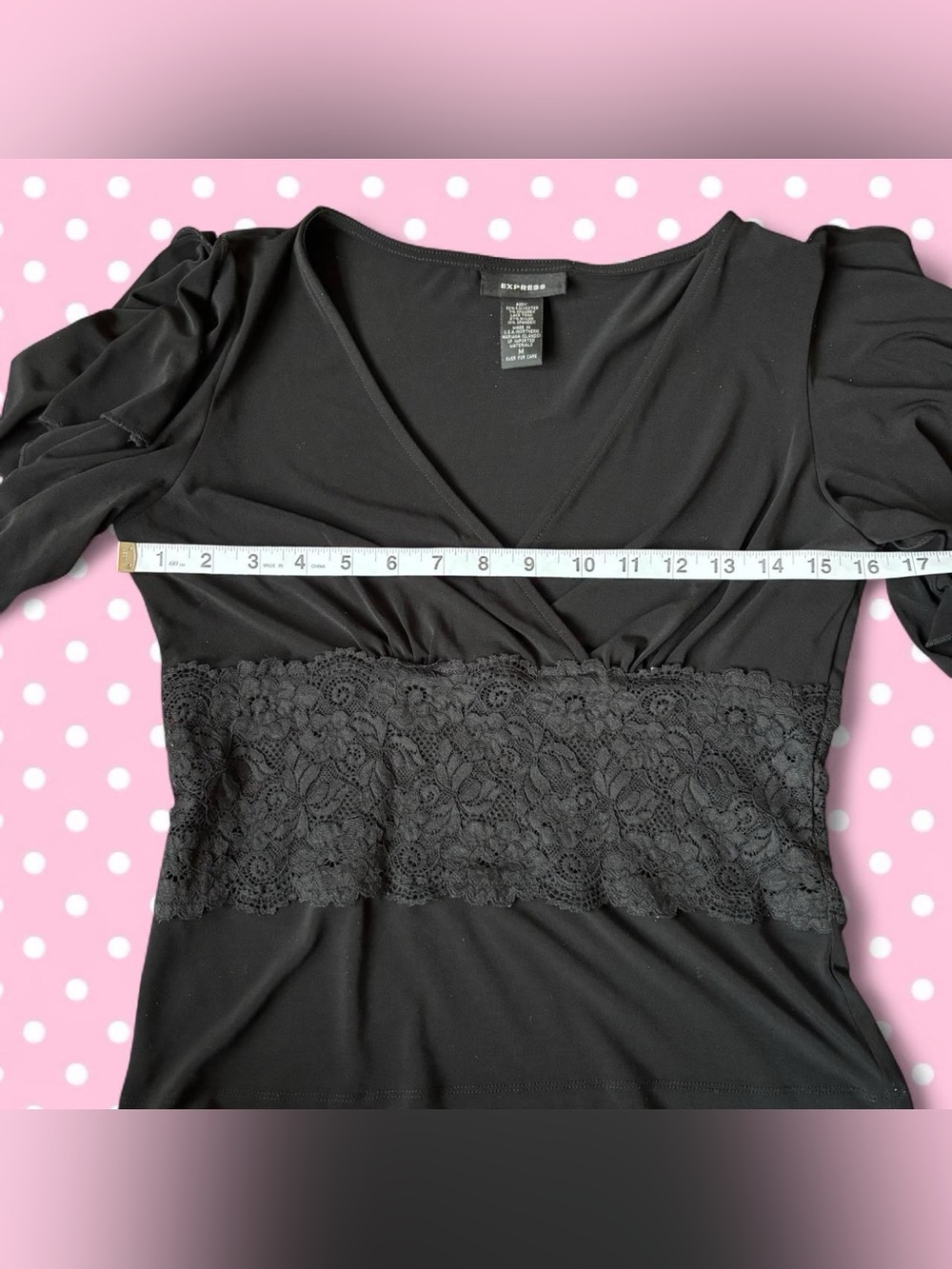 Express Black V-Neck Lace Waist Women's Top - Picture 4 of 6